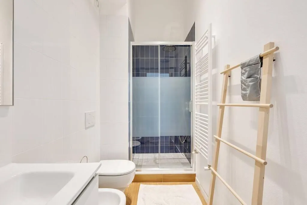 Easylife - Stupendo Bilocale Lodi Fondazione Prada Hotel Milaan 0*,  Italië